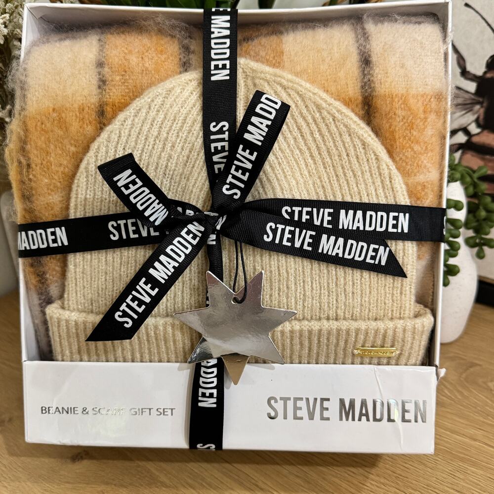 STEVE MADDEN Beanie & Brushed Scarf Gift Set NEW Cream Tan Winter Hat and Scarf